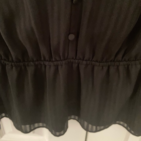 Nine West Peplum Top (NWOT) - Picture 4 of 11